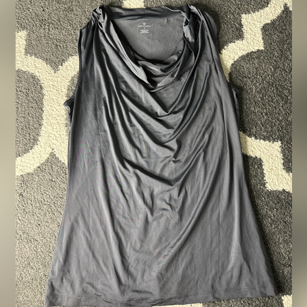 Silky no sleeve dress shirt